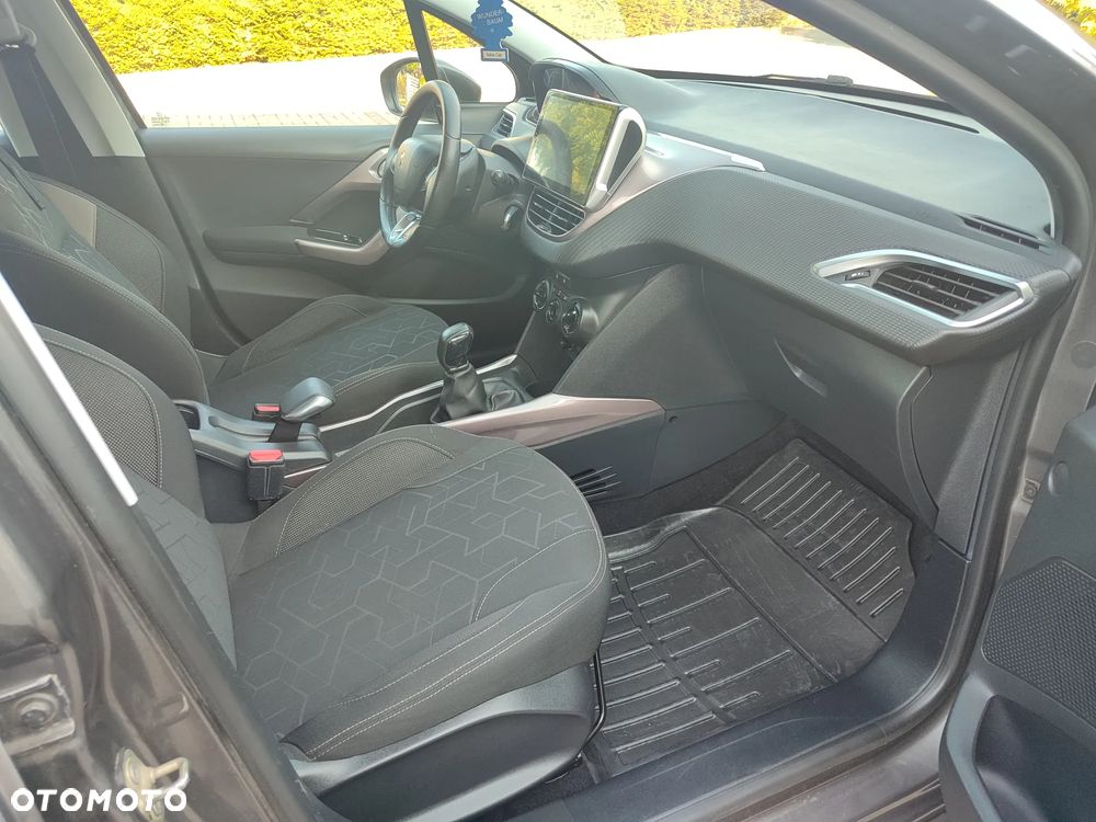 Peugeot 2008 PureTech 82 Allure - 7