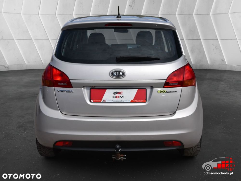Kia Venga - 9