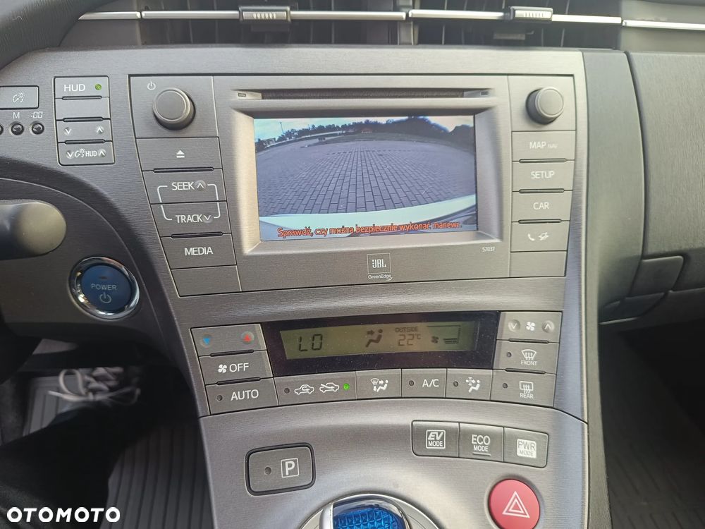 Toyota Prius 1.8 HSD Prestige - 22