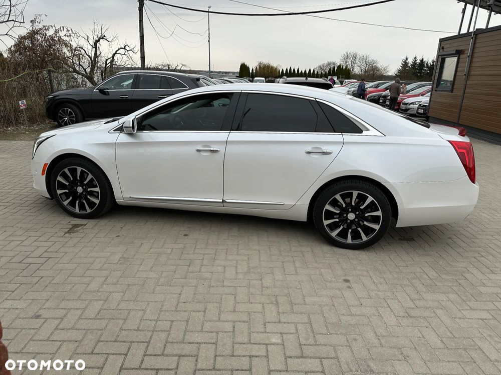 Cadillac XTS - 5
