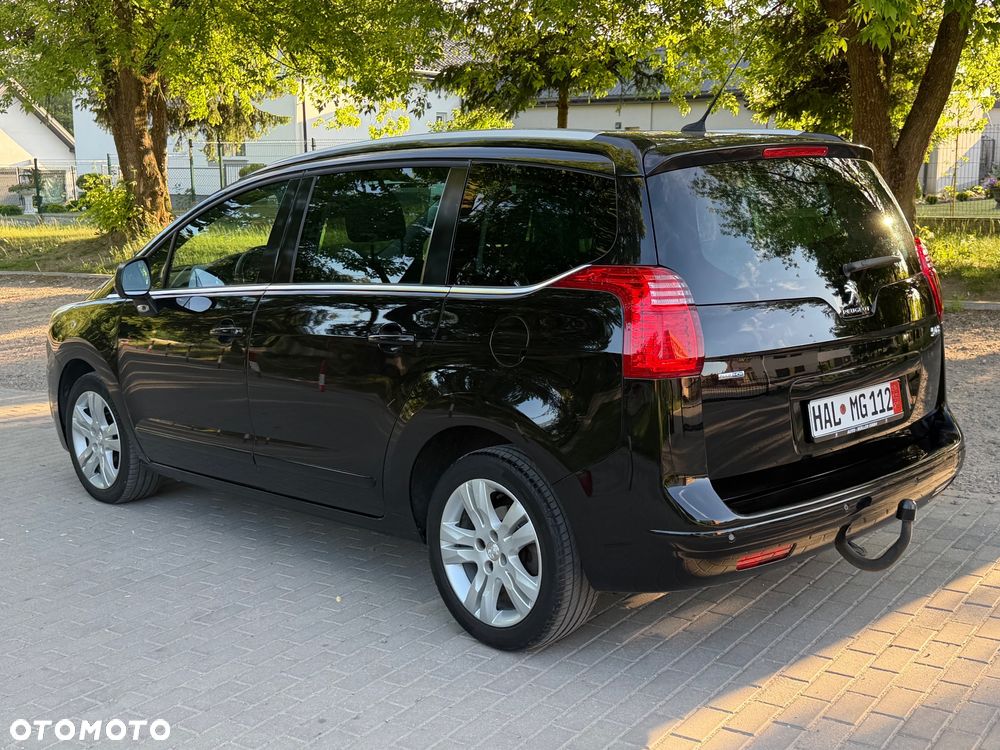 Peugeot 5008 HDI 150 Allure - 2