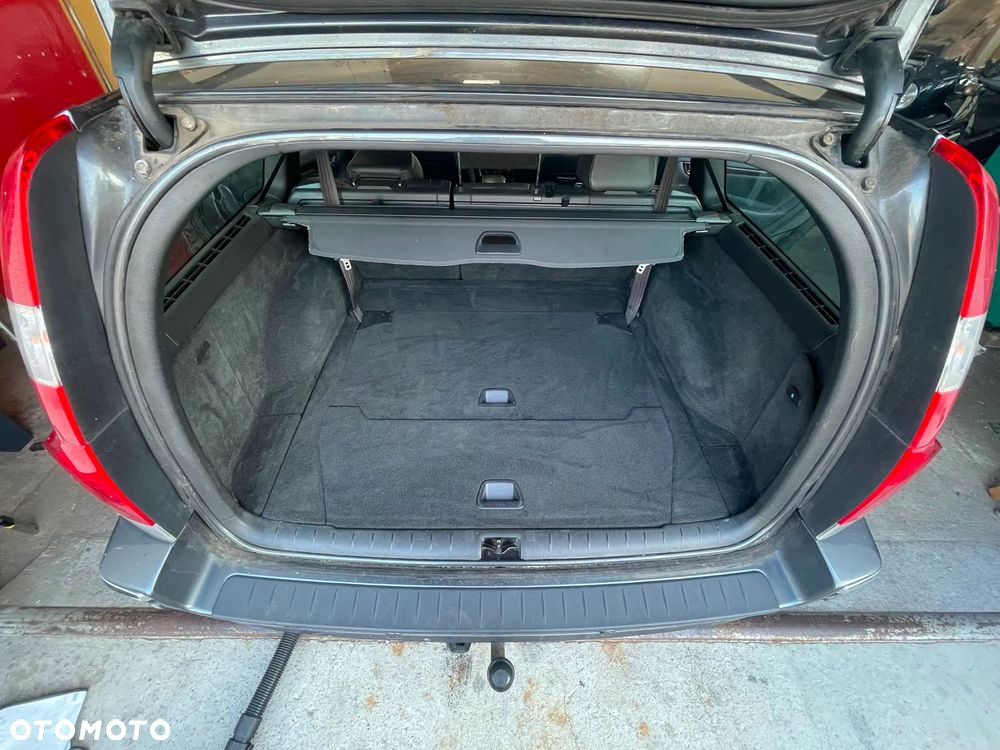 Volvo V70 2.4D5 - 7
