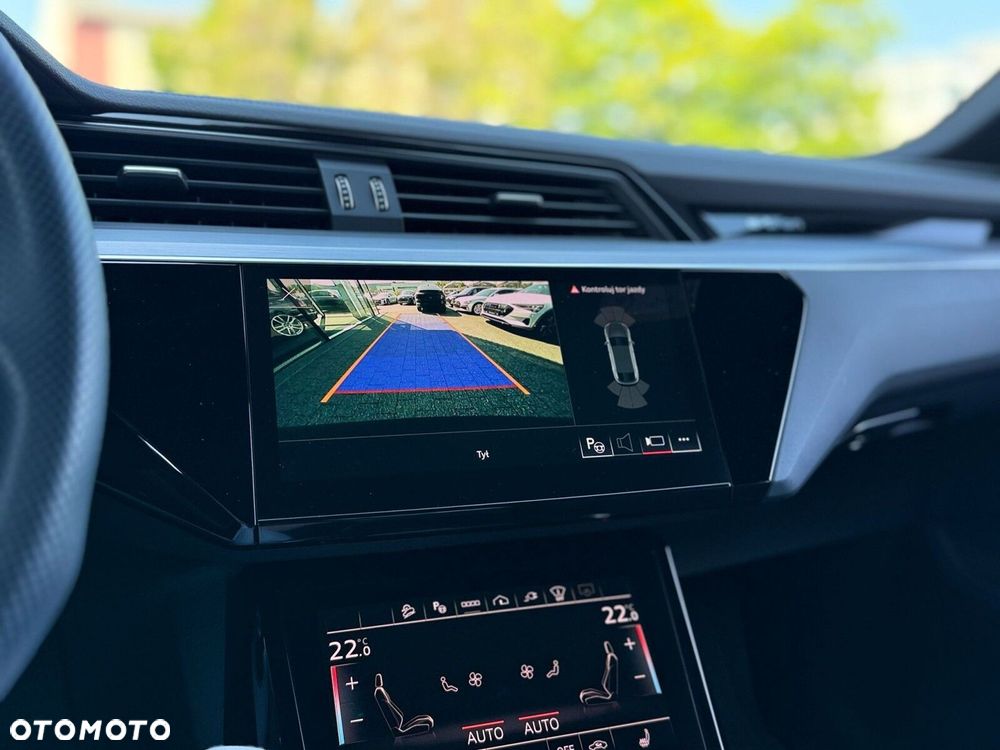 Audi e-tron Sportback - 23