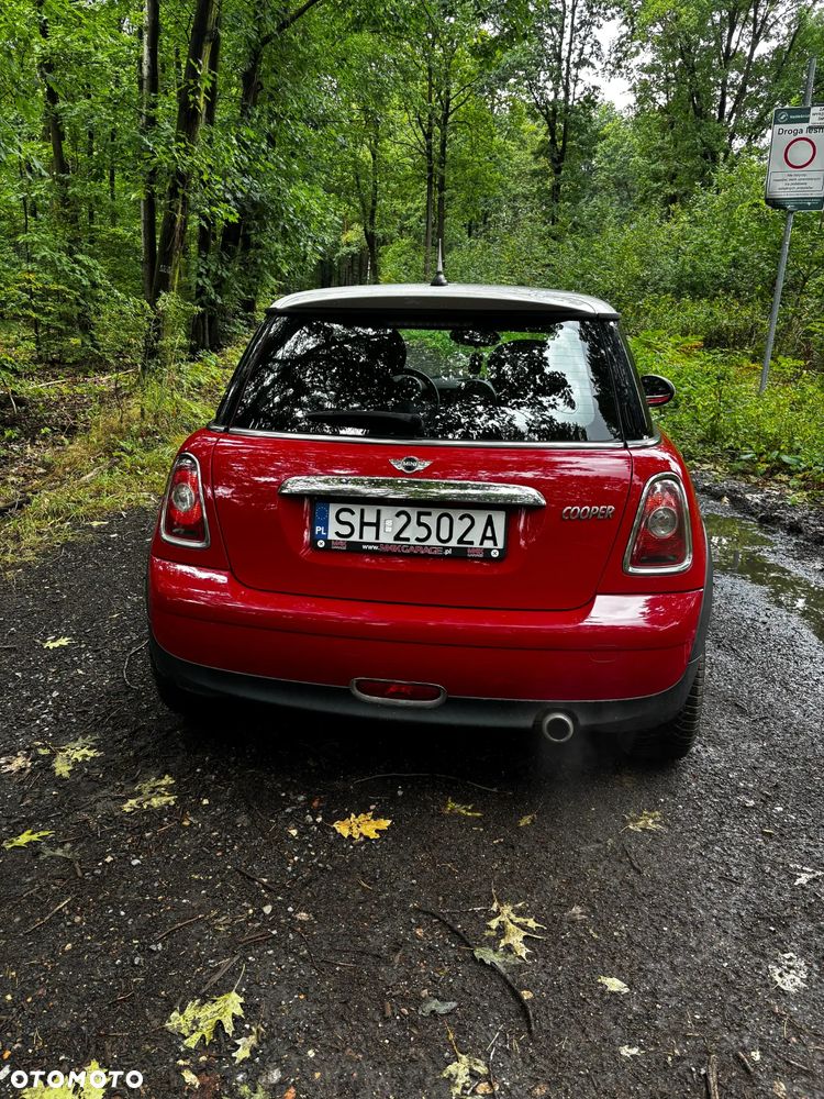 MINI Cooper Standard - 2