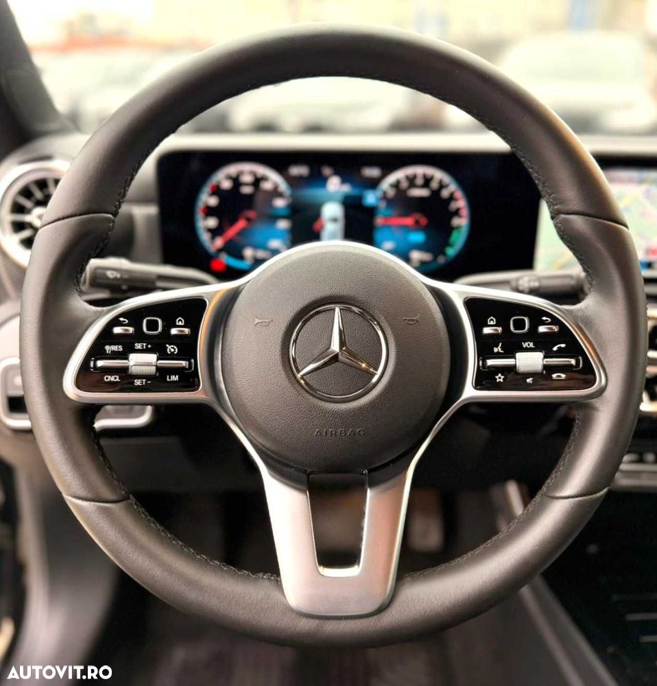 Mercedes-Benz A - 23