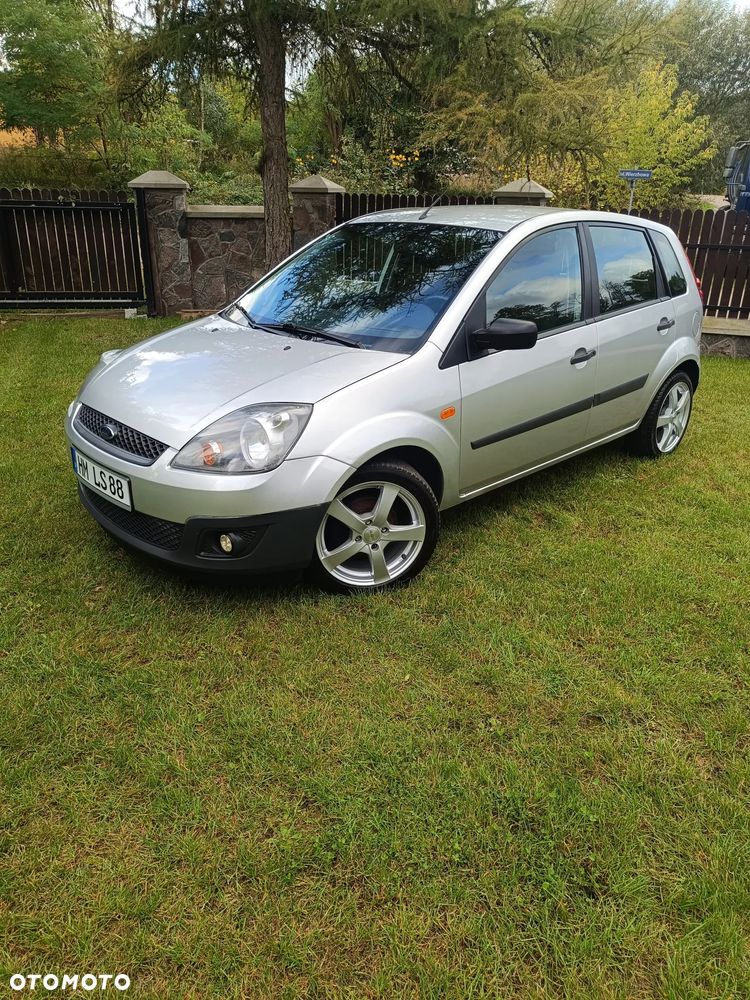 Ford Fiesta 1.3 - 15