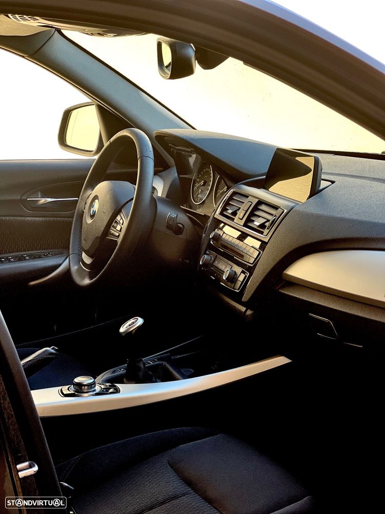 BMW 116 d EfficientDynamics - 11