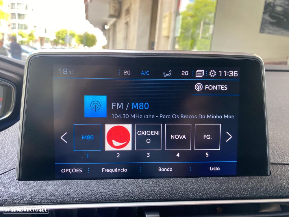 Peugeot 3008 PureTech 130 Stop & Start GPF EAT8 Allure - 32