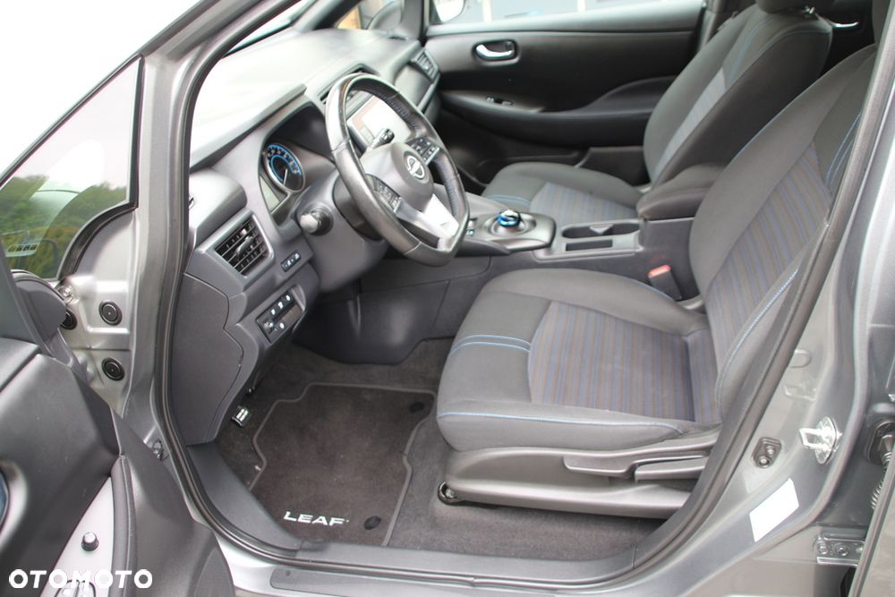 Nissan Leaf 40kWh Acenta - 13