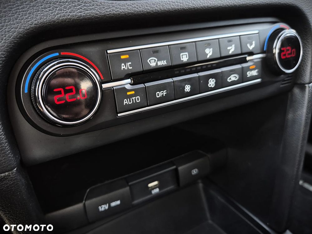 Kia XCeed 1.5 T-GDI M DCT - 32