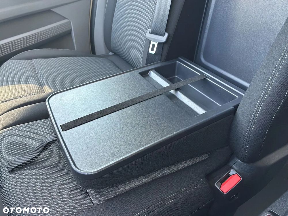 Volkswagen Transporter - 16