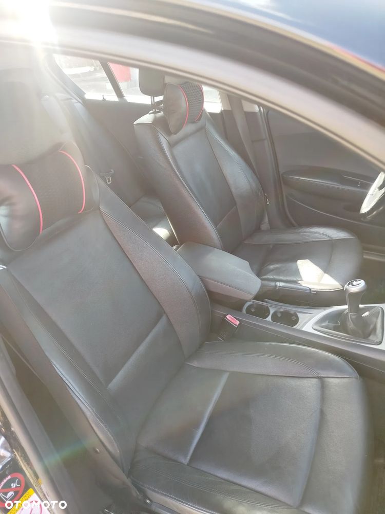 BMW Seria 1 - 28