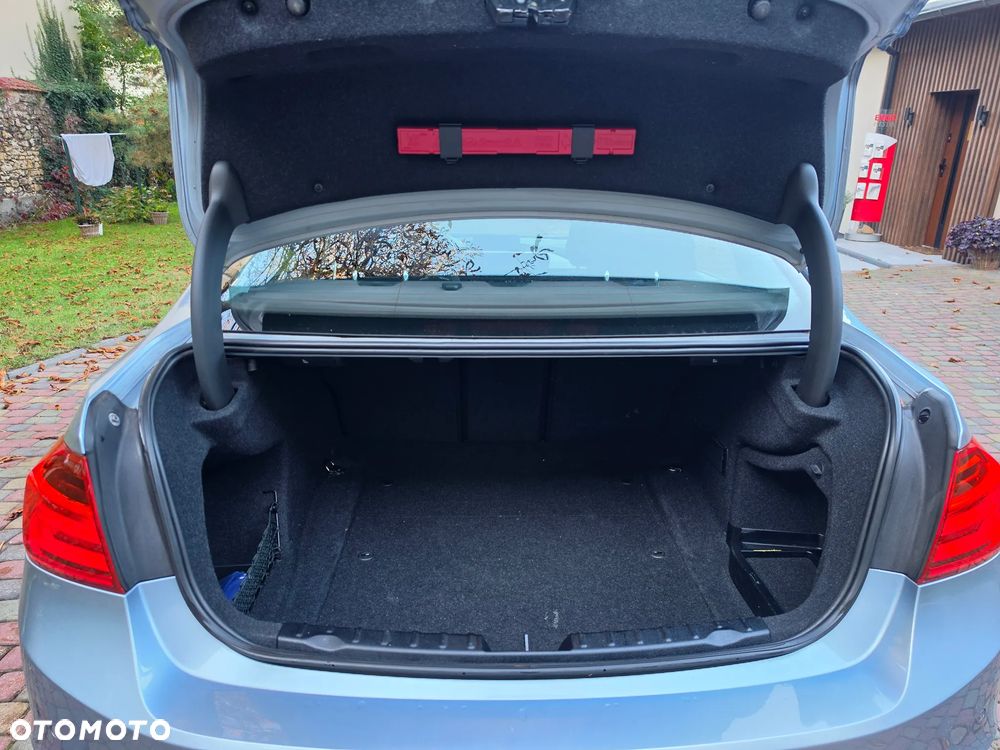 BMW Seria 3 - 27