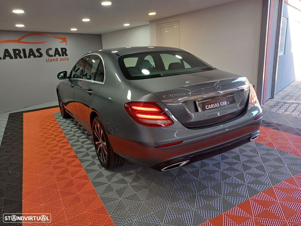 Mercedes-Benz E 300 - 6