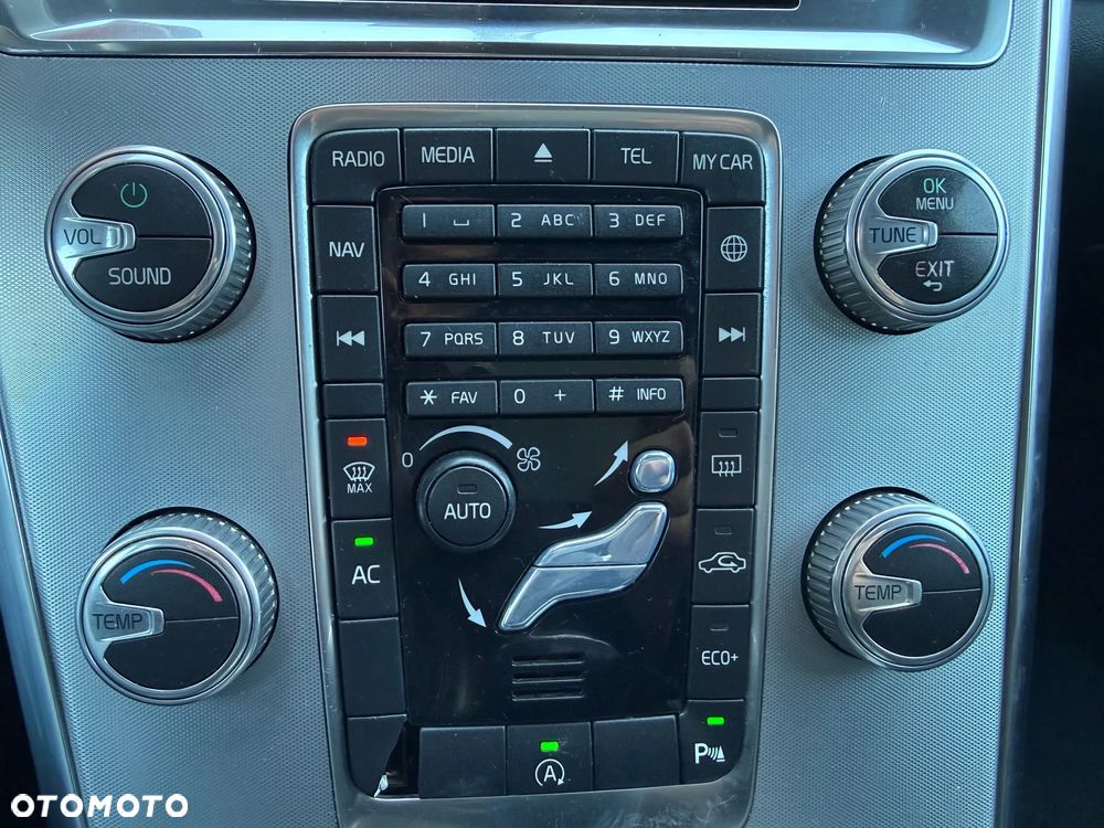 Volvo XC 60 D3 Geartronic Kinetic - 19