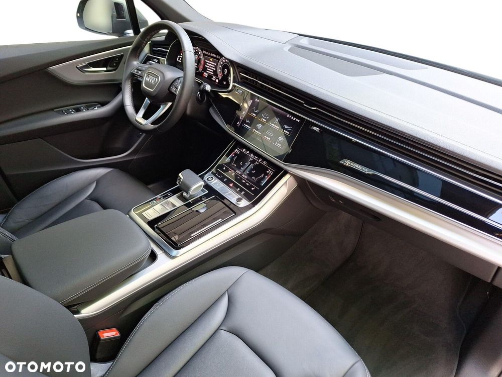 Audi Q7 55 TFSI mHEV Quattro S Line Tiptr - 10
