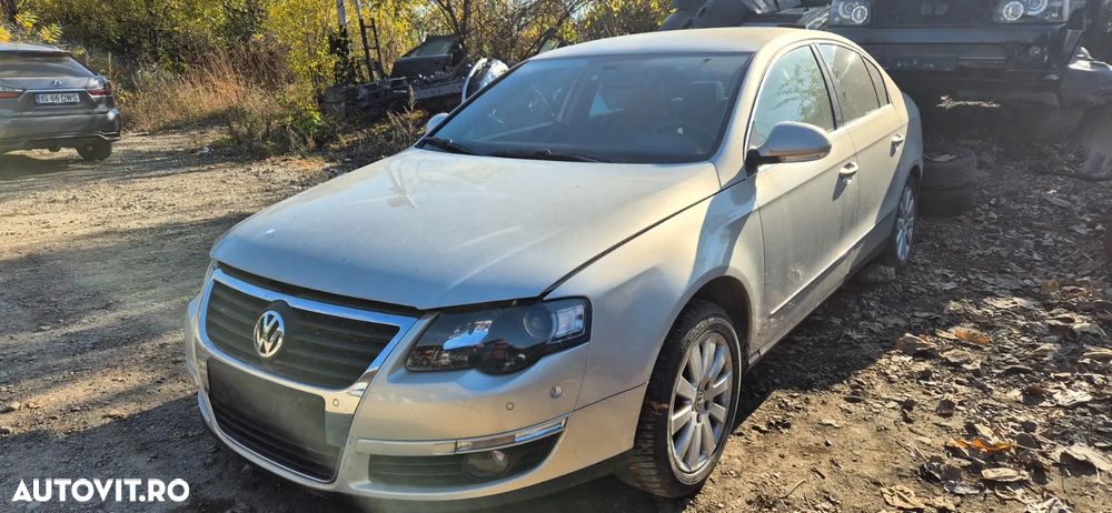 Bara spoiler fata cu proiectoare si senzori parcare Vw Passat B6 - 4
