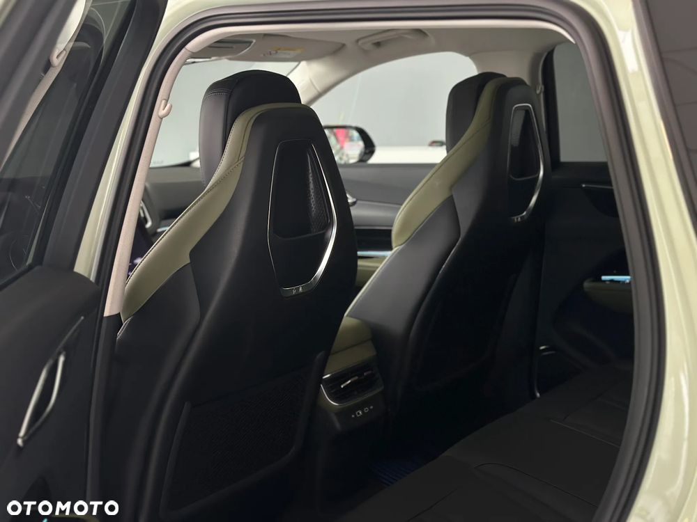 Hongqi HS3 1.5T FWD - 7