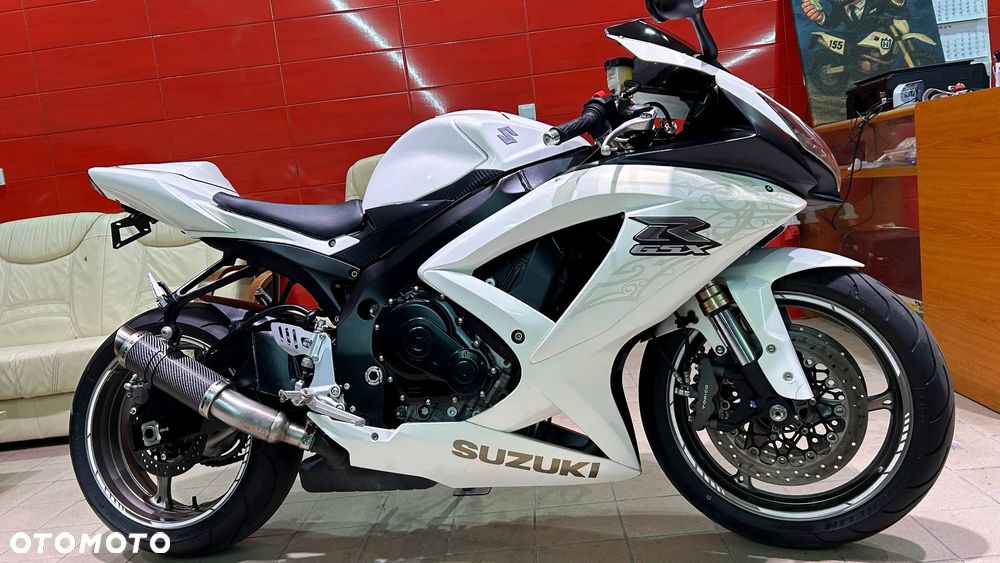 Suzuki GSX-R - 12