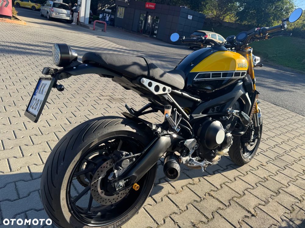 Yamaha XSR - 19