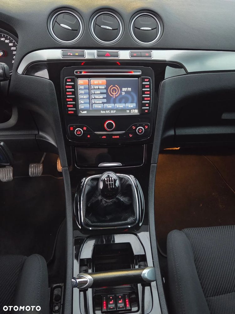 Ford S-Max 2.0 TDCi DPF Titanium X - 11