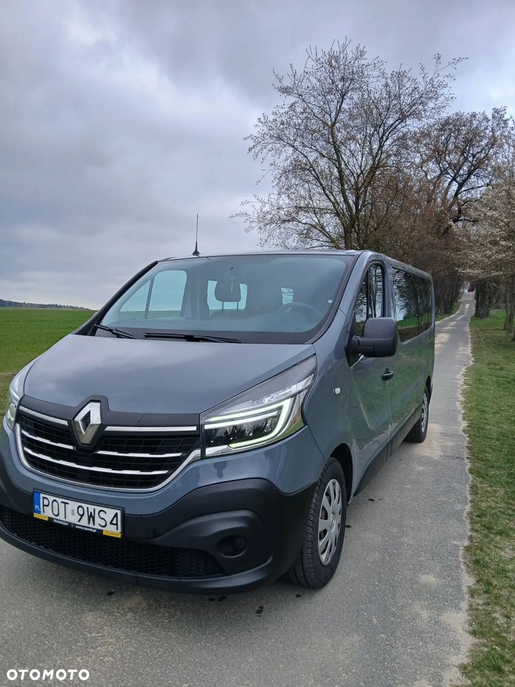 Renault Trafic - 1