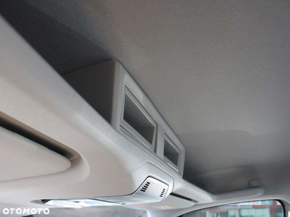 Volkswagen Crafter 35 Skrzyniowy - 9