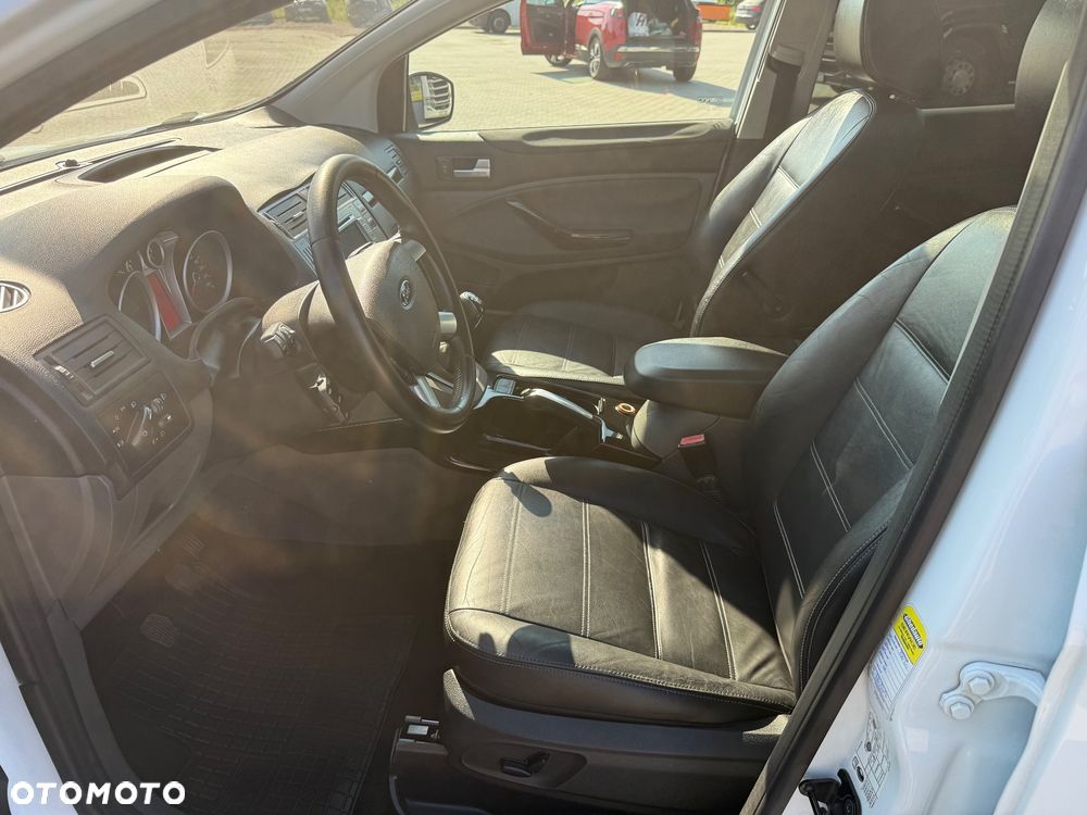Ford Kuga 2.0 TDCi 4WD Titanium Plus - 25