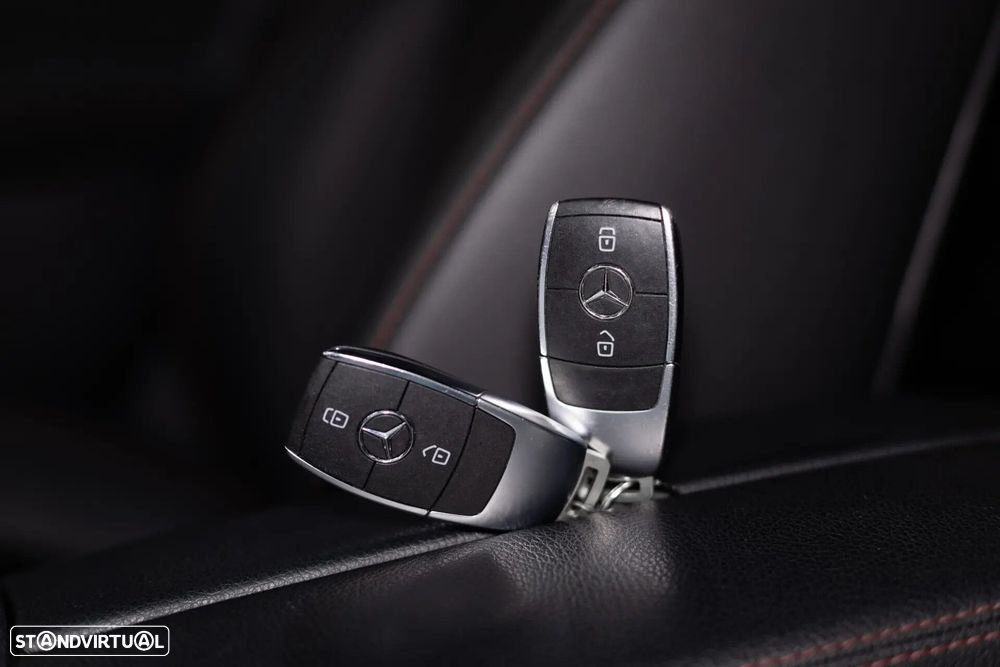 Mercedes-Benz A 250 e 8G-DCT AMG Line - 45