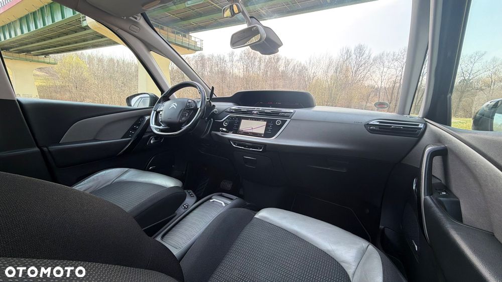Citroën C4 Grand Picasso - 25