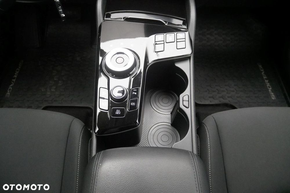 Kia Sportage - 11