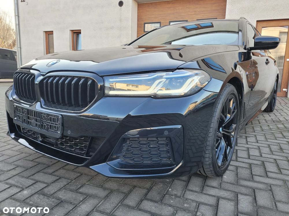 BMW Seria 5 520d M Sport Edition - 6