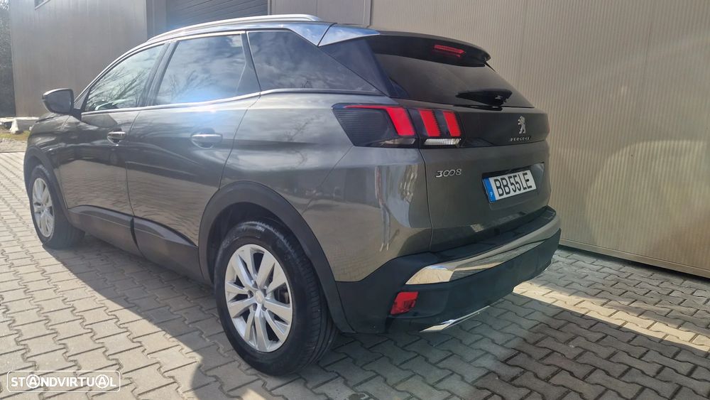 Peugeot 3008 PureTech 130 Stop & Start GPF Allure - 12
