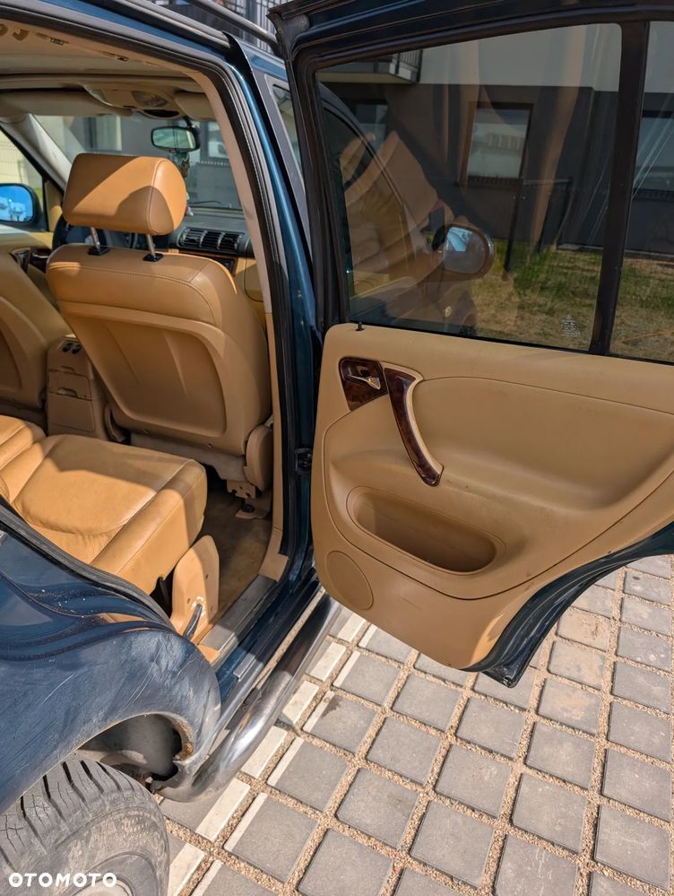 Mercedes-Benz ML 320 - 16