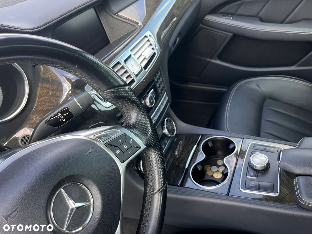 Mercedes-Benz CLS 500 4Matic 7G-TRONIC - 13