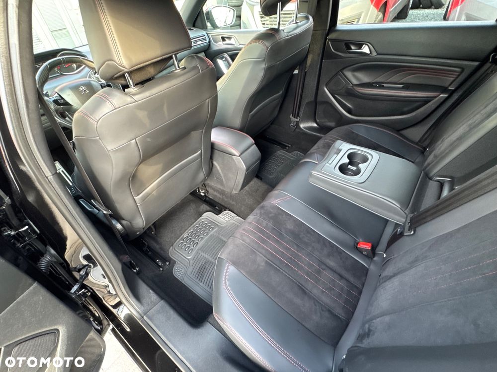 Peugeot 308 BlueHDi 180 EAT6 GT - 32