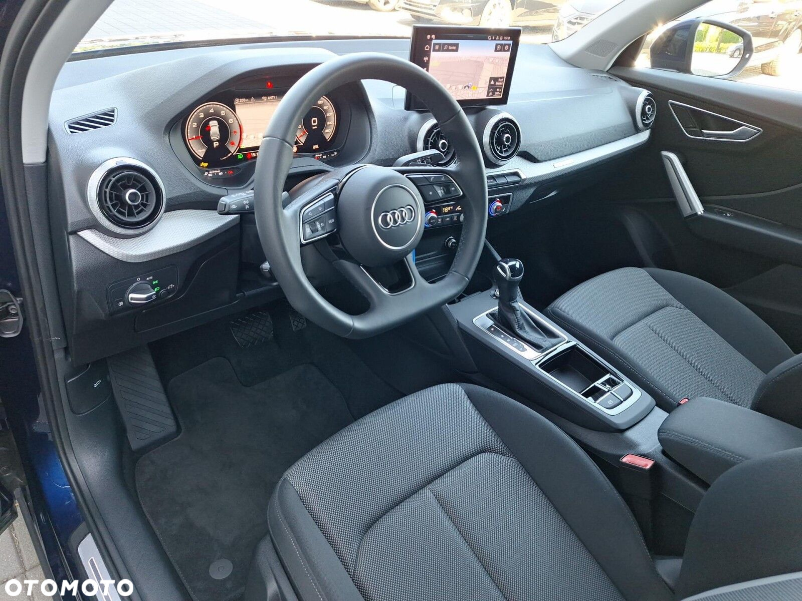 Audi Q2 - 10