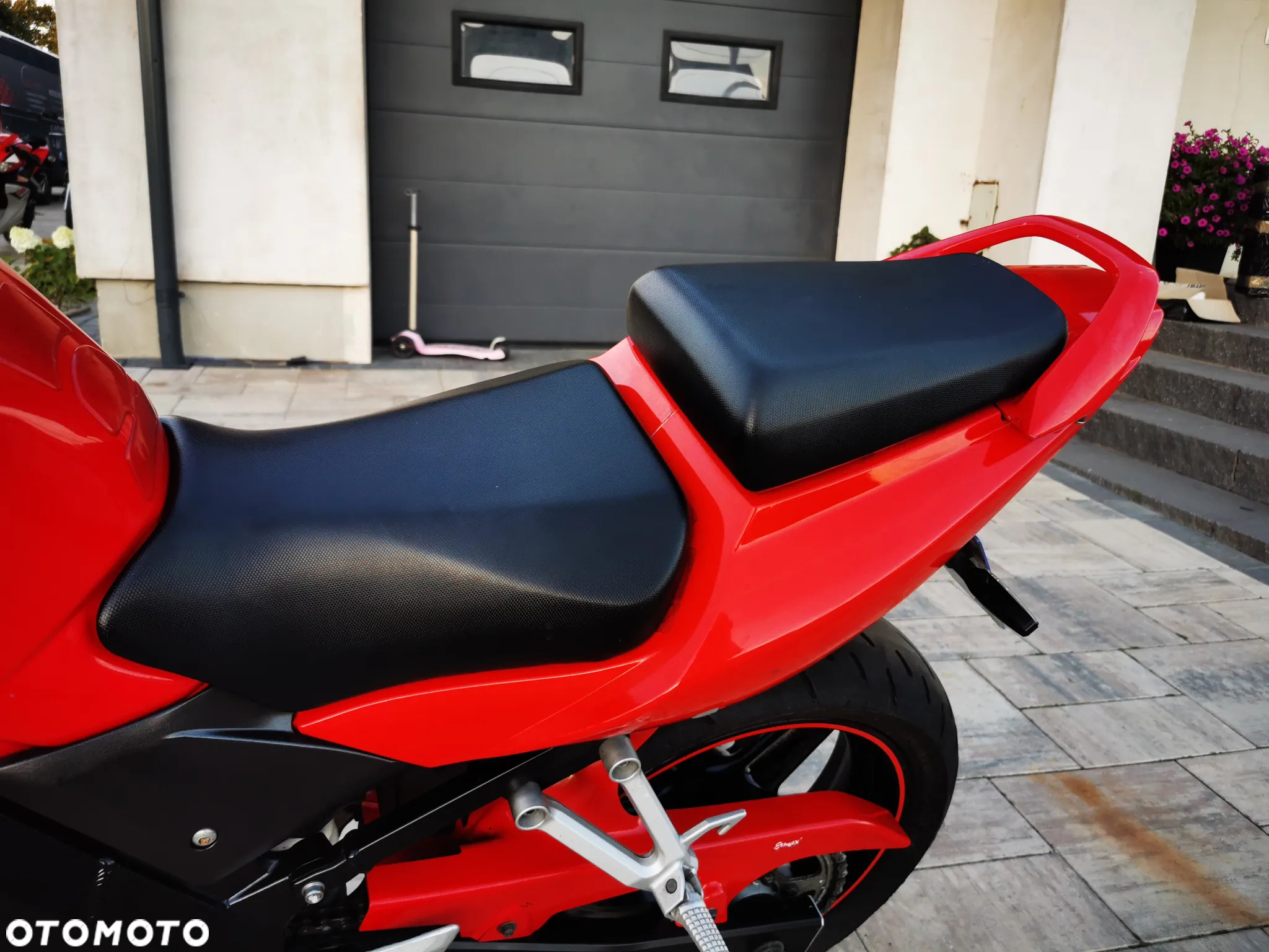 Suzuki SV - 8