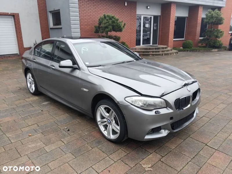 BMW Seria 5 525d xDrive Sport-Aut Luxury Line - 3