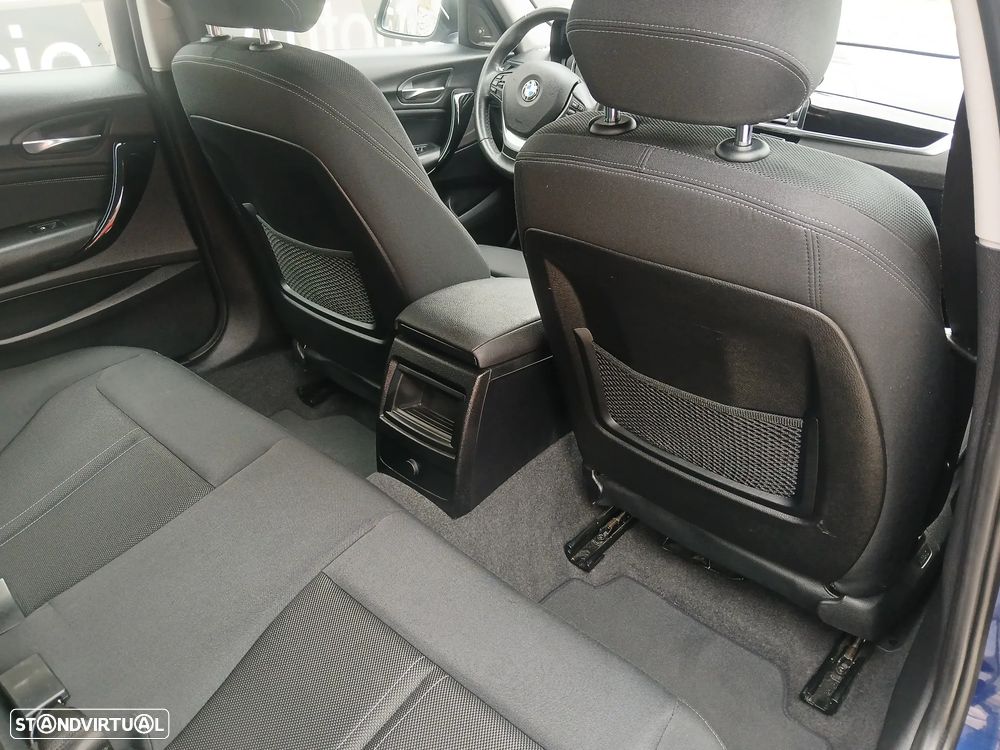 BMW 116 d Aut. Sport Line - 23