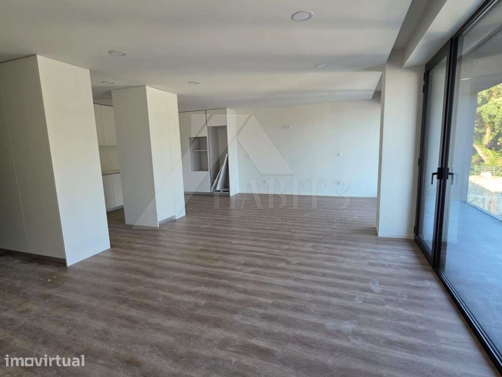 Apartamento T2 Duplex - com varandas de 37,45 m² - Grande imagem: 4/32