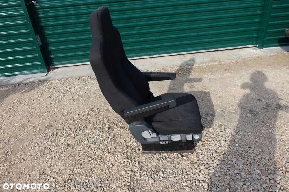 FOTEL KIEROWCY ISRI PNEUMATYCZNY MERCEDES 234242312 - 11