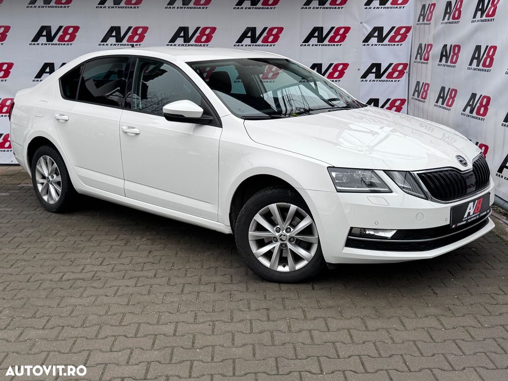 Skoda Octavia 2.0 TDI DSG Style - 1