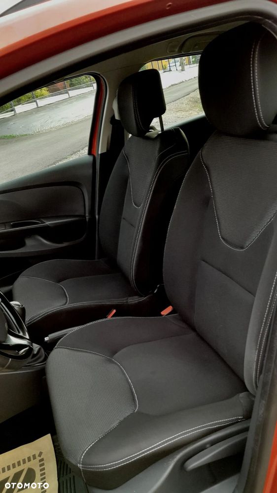 Renault Clio 1.2 16V 75 Limited - 25