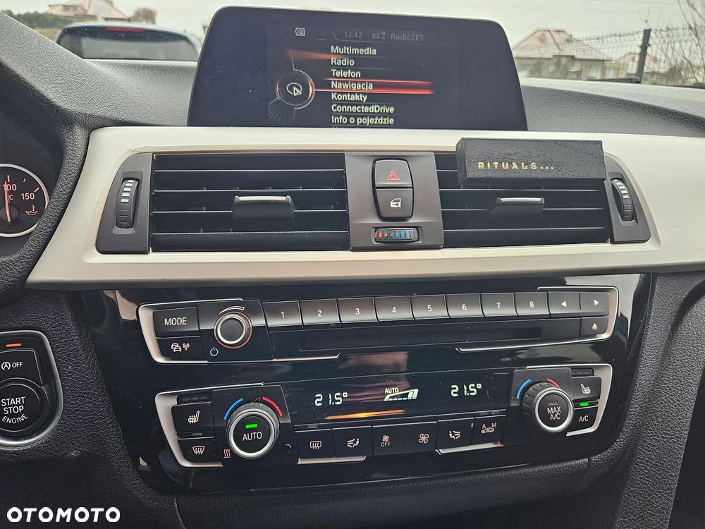 BMW Seria 3 318d - 25