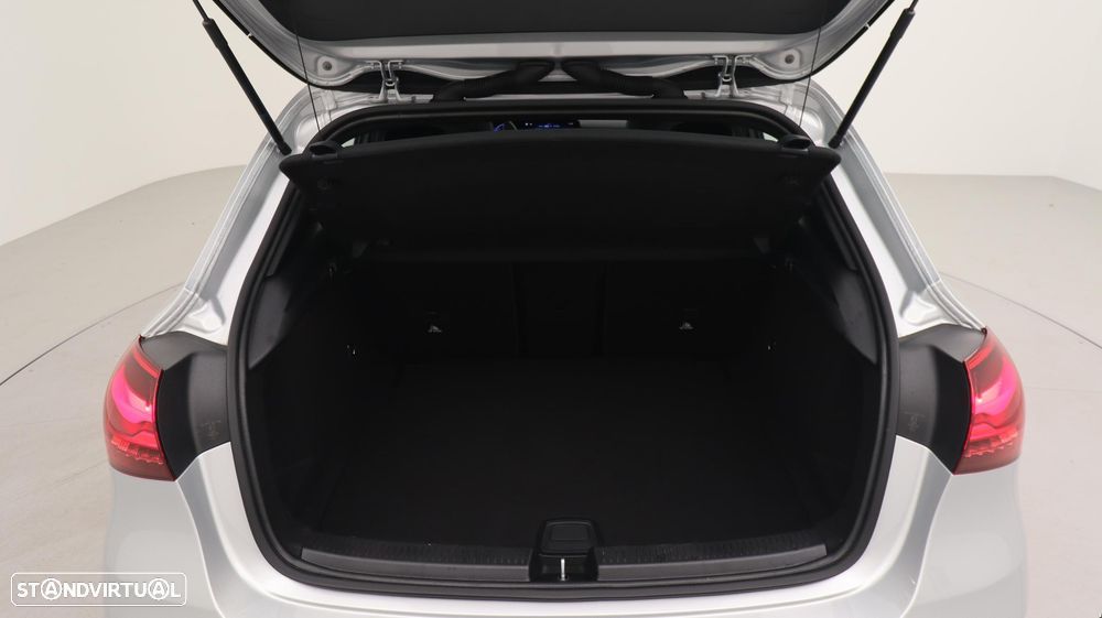 Mercedes-Benz A 200 d AMG Line Aut. - 33