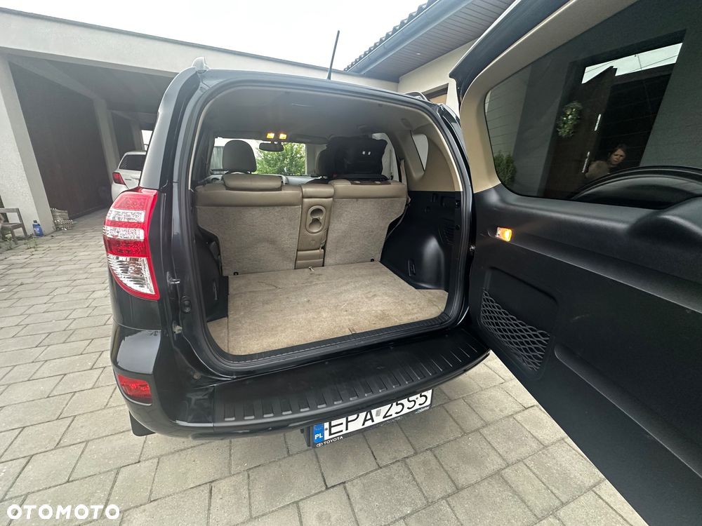 Toyota RAV4 2.0 VVT-i Sol NAVI - 6