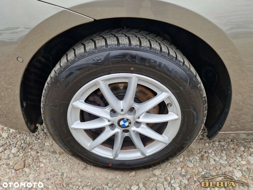 BMW Seria 2 218d Sport Line - 17