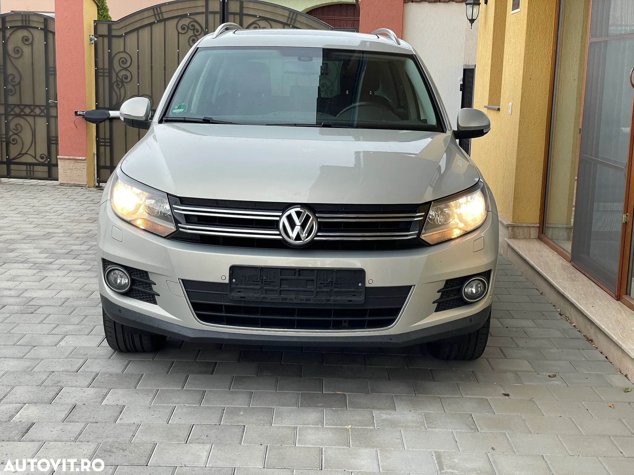 Volkswagen Tiguan 2.0 TDI DPF 4Motion Automatik Sport & Style - 24