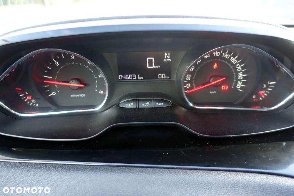 Peugeot 208 1.4 e-HDi Active STT - 18